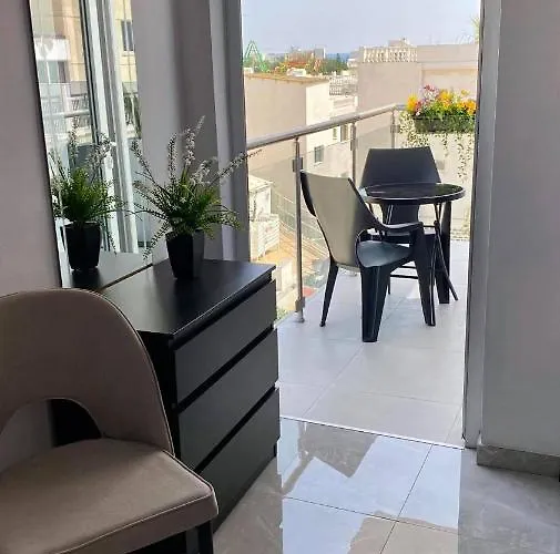 Napa Court 2 Ayía Nápa