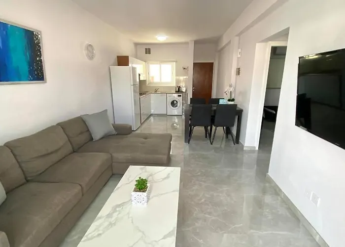 Napa Court 2 * Ayía Nápa